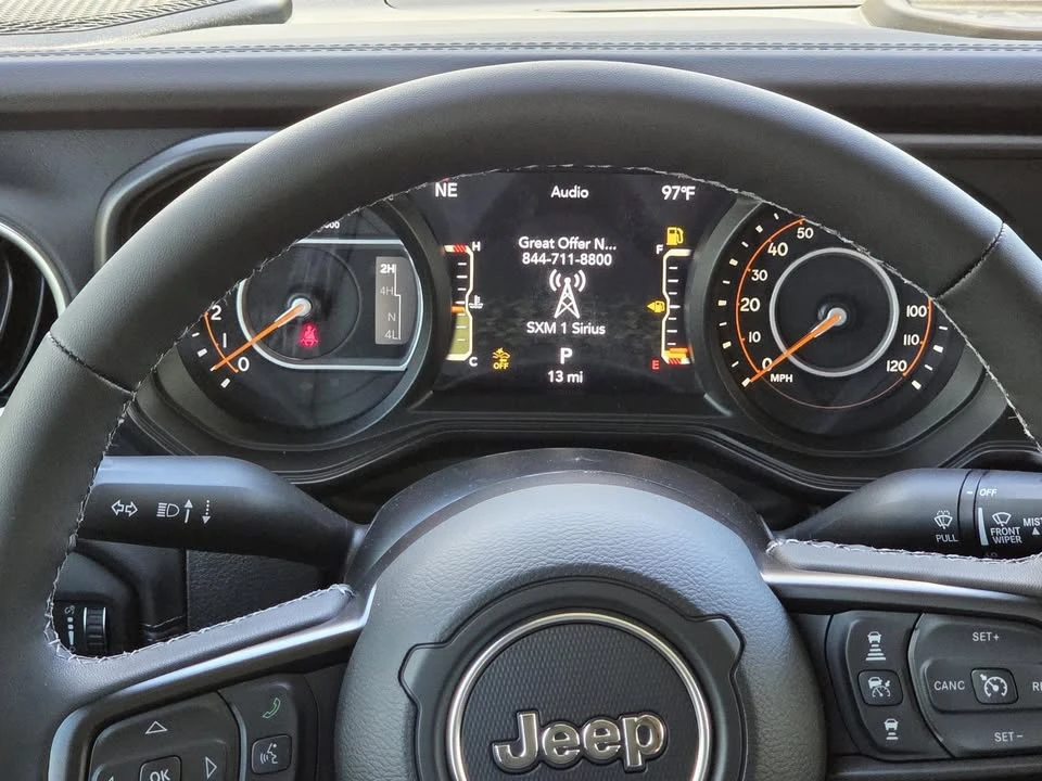 2026 Jeep JT Gladiator - Image 19 of 20