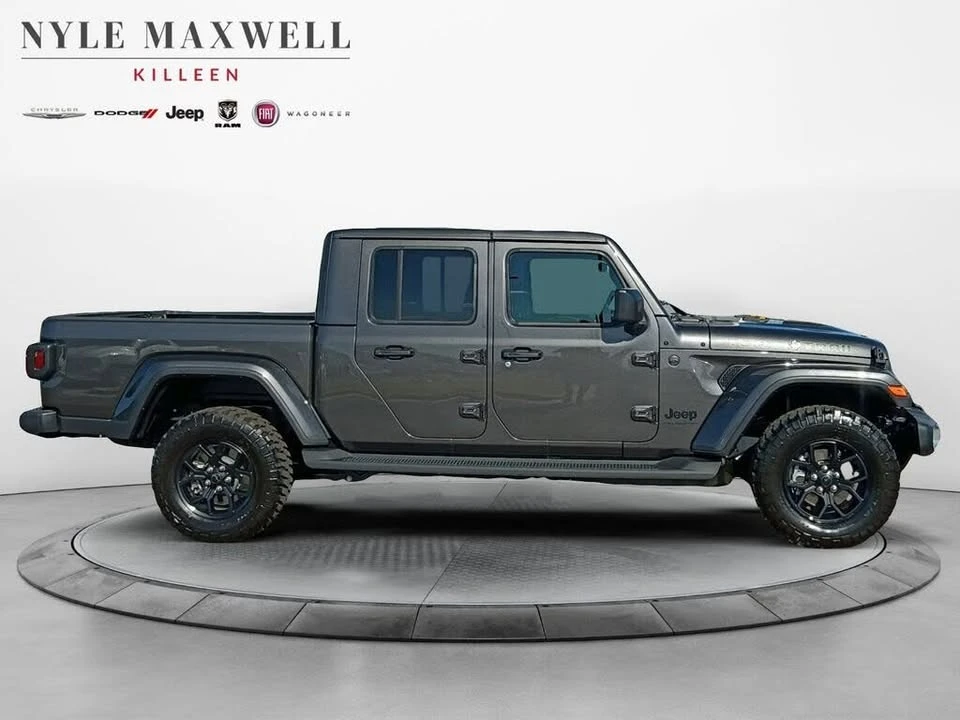 2026 Jeep JT Gladiator - Image 7 of 20