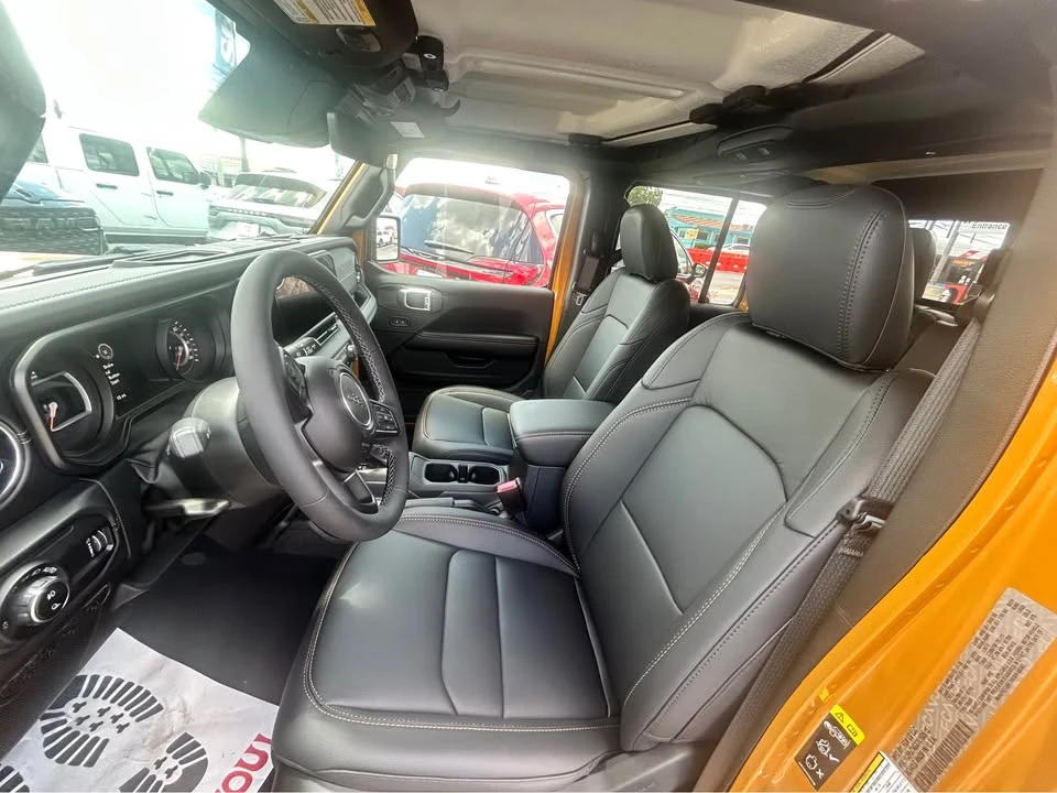 2026 Jeep JT Gladiator - Image 7 of 9