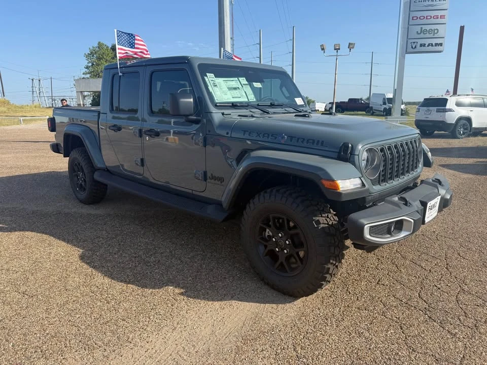 2026 Jeep JT Gladiator - Image 3 of 12