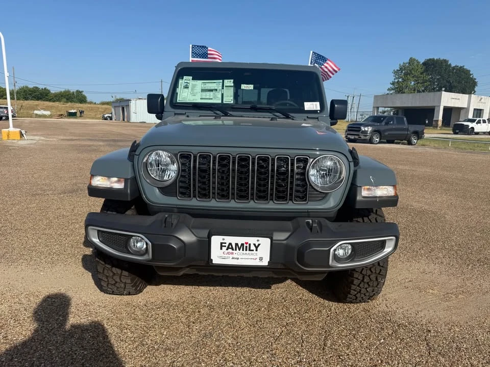 2026 Jeep JT Gladiator - Image 2 of 12