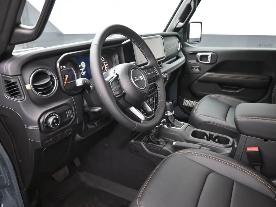2026 Jeep JT Gladiator - Image 7 of 12
