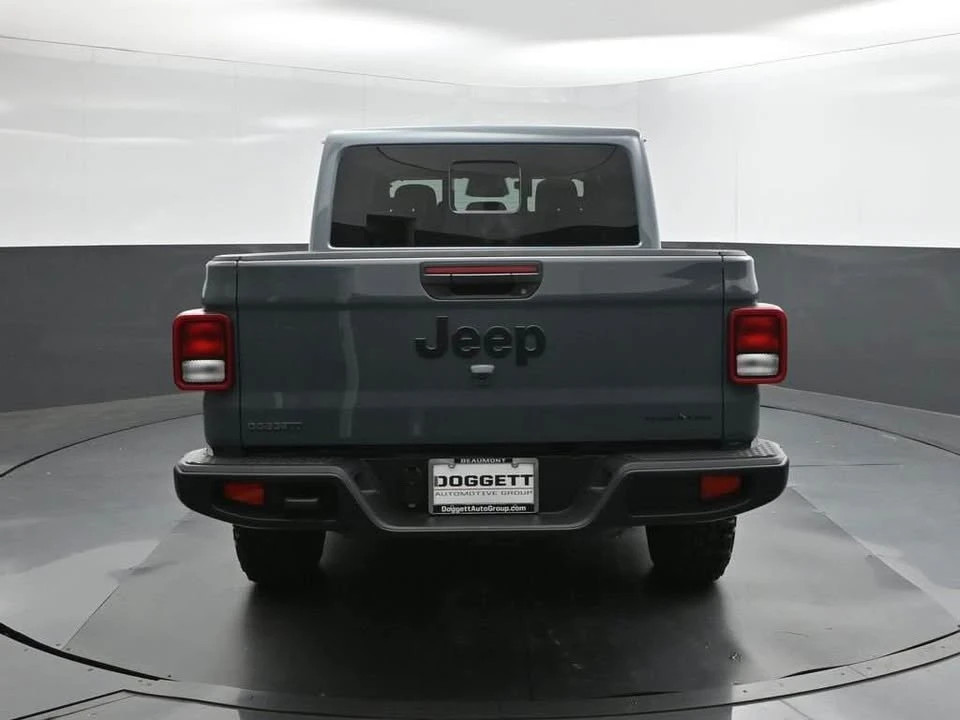 2026 Jeep JT Gladiator - Image 12 of 12