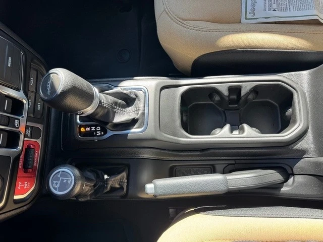 2026 Jeep JT Gladiator - Image 26 of 30