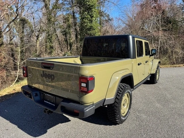 2026 Jeep JT Gladiator - Image 8 of 21