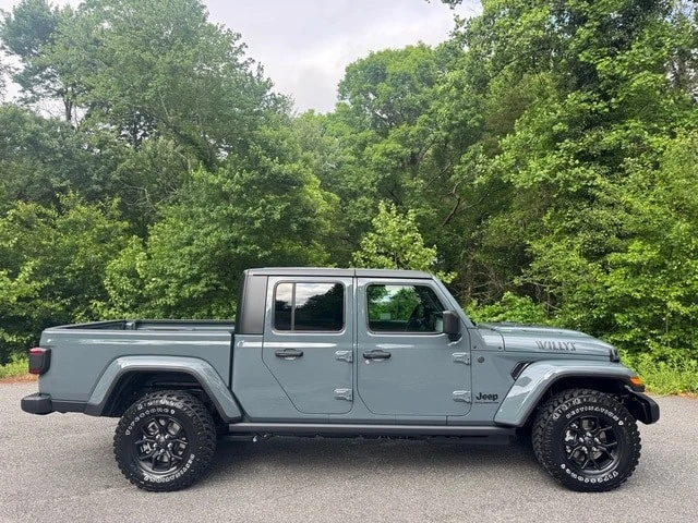 2026 Jeep JT Gladiator - Image 6 of 30