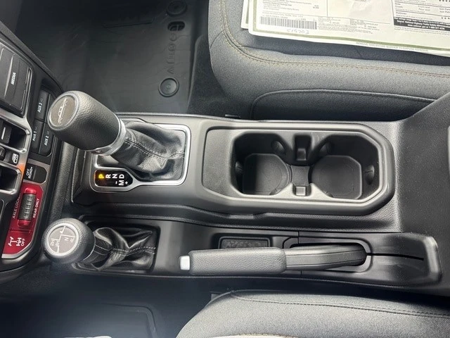 2026 Jeep JT Gladiator - Image 26 of 30