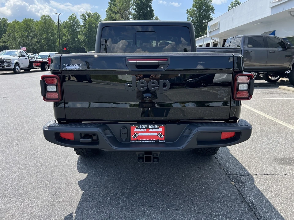 2026 Jeep JT Gladiator - Image 2 of 25