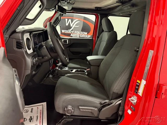 2026 Jeep JT Gladiator - Image 11 of 12