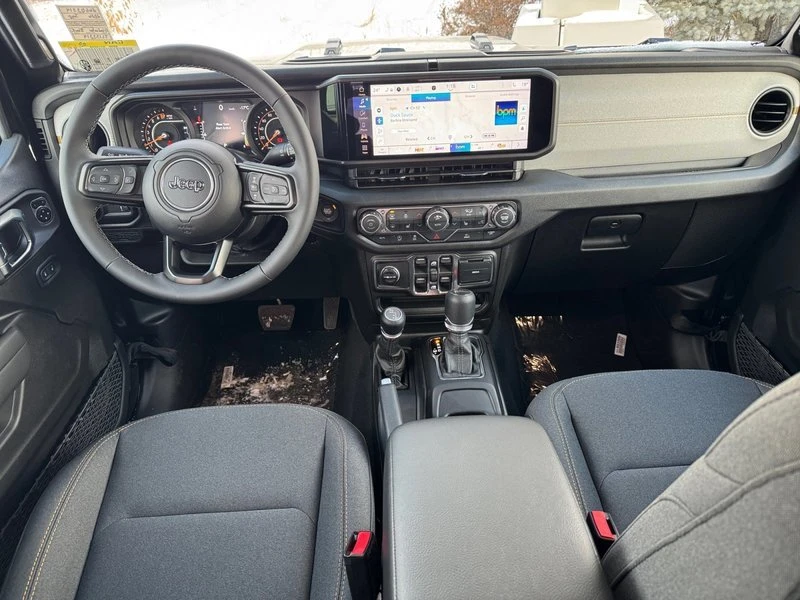 2026 Jeep JT Gladiator - Image 16 of 20
