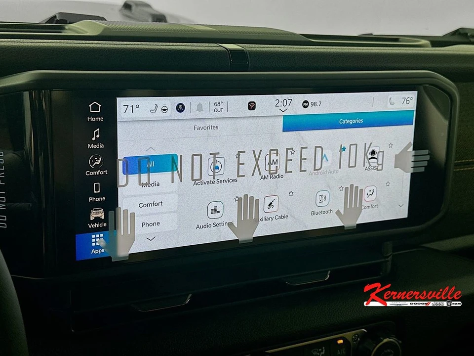 2026 Jeep JT Gladiator - Image 15 of 21