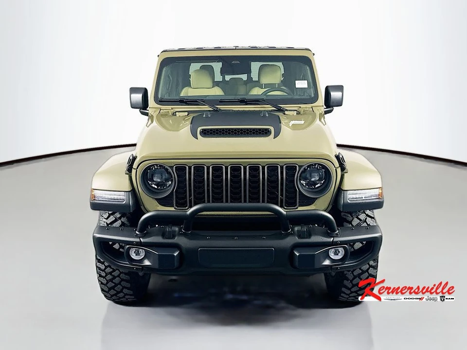 2026 Jeep JT Gladiator - Image 2 of 21