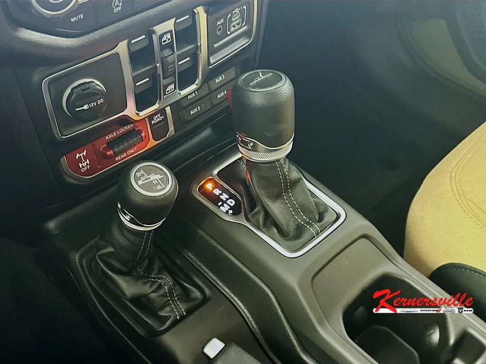 2026 Jeep JT Gladiator - Image 12 of 21