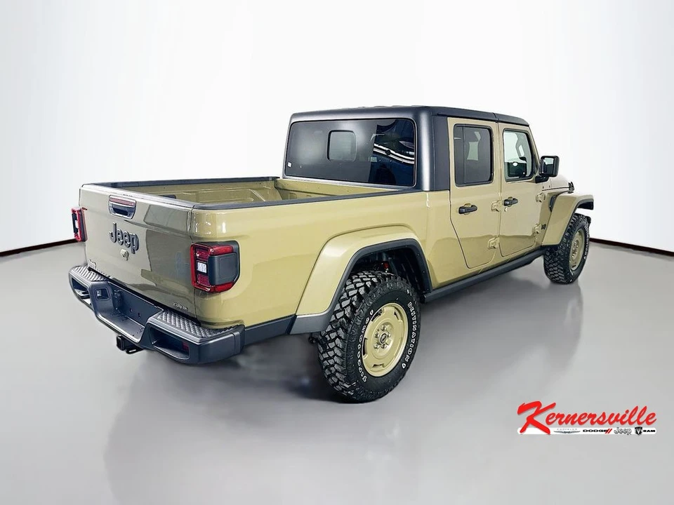 2026 Jeep JT Gladiator - Image 7 of 21