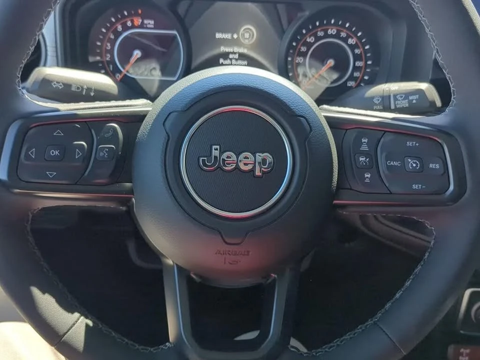 2026 Jeep JT Gladiator - Image 15 of 20