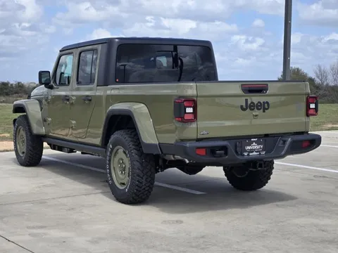 2026 Jeep Gladiator Willys 41
