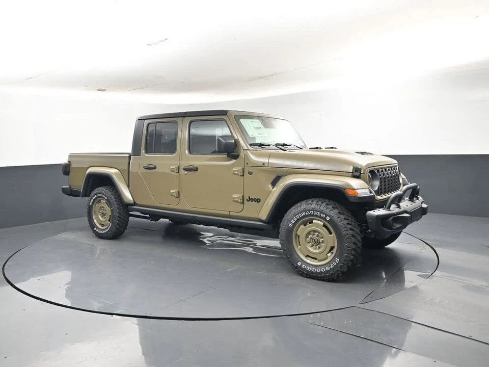2026 Jeep JT Gladiator - Image 11 of 20