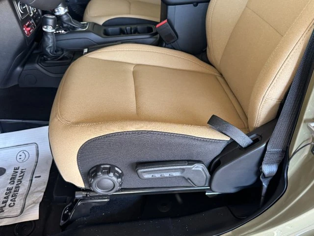 2026 Jeep JT Gladiator - Image 18 of 20