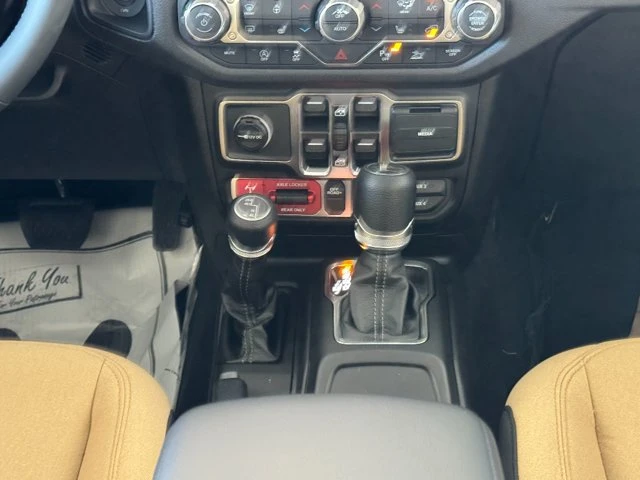 2026 Jeep JT Gladiator - Image 9 of 20