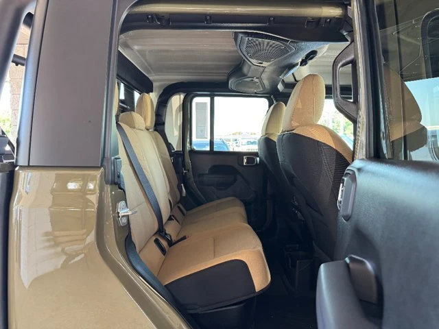 2026 Jeep JT Gladiator - Image 5 of 20