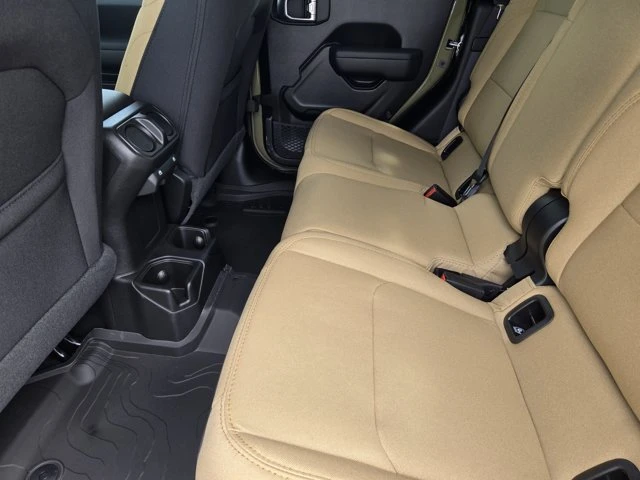 2026 Jeep JT Gladiator - Image 20 of 20