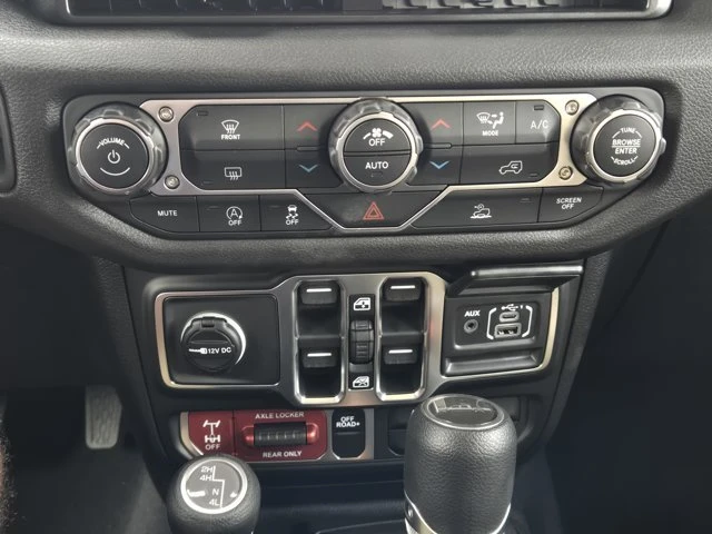 2026 Jeep JT Gladiator - Image 13 of 20