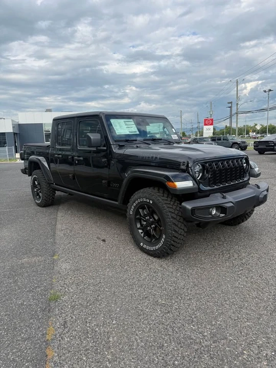 2026 Jeep JT Gladiator - Image 3 of 19