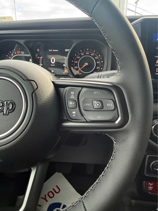 2026 Jeep JT Gladiator - Image 14 of 19