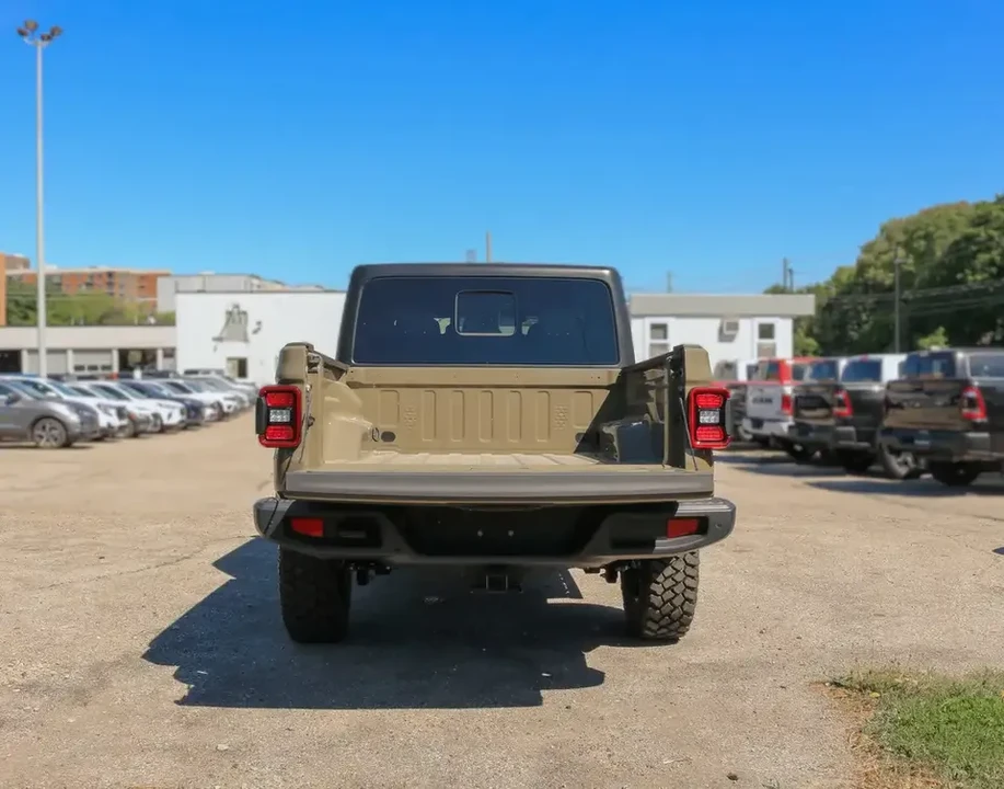 2026 Jeep JT Gladiator - Image 3 of 11