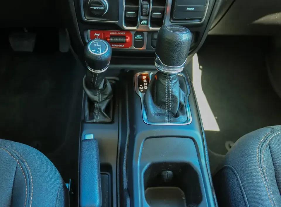 2026 Jeep JT Gladiator - Image 7 of 11