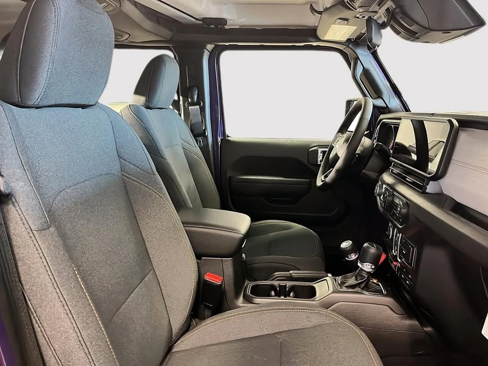 2026 Jeep JT Gladiator - Image 12 of 20