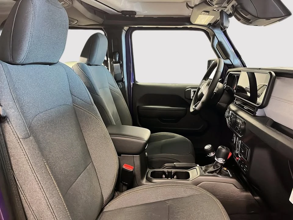 2026 Jeep JT Gladiator - Image 12 of 20