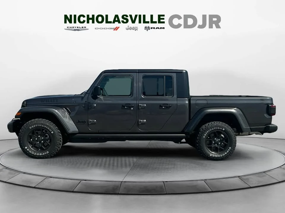2026 Jeep JT Gladiator - Image 2 of 7