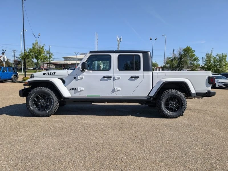 2026 Jeep JT Gladiator - Image 2 of 20