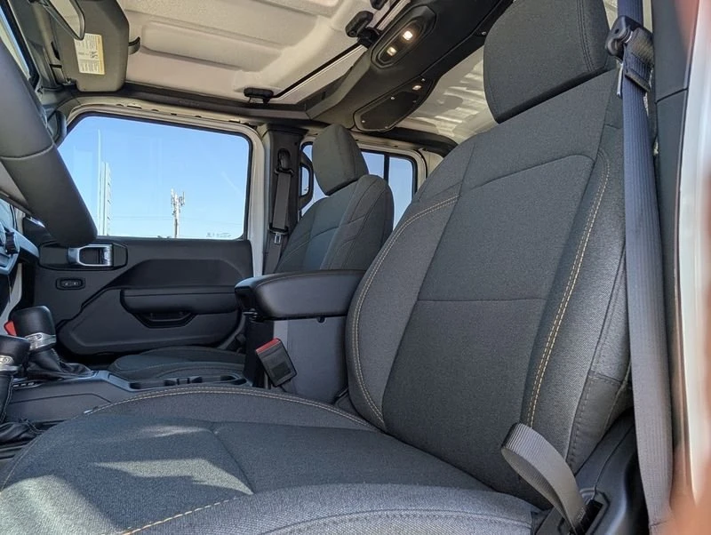 2026 Jeep JT Gladiator - Image 19 of 20