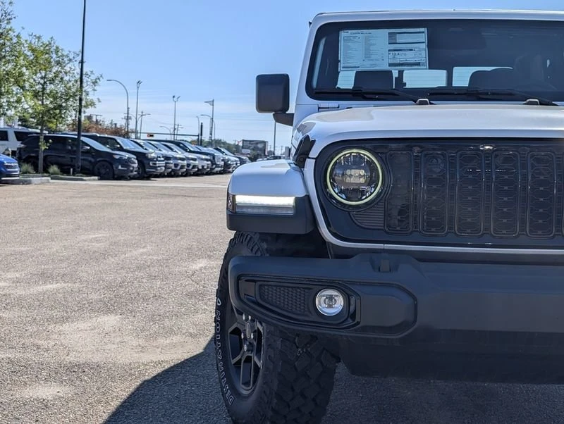 2026 Jeep JT Gladiator - Image 10 of 20