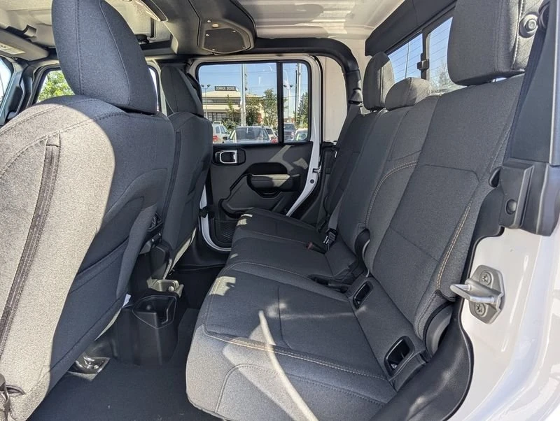 2026 Jeep JT Gladiator - Image 20 of 20