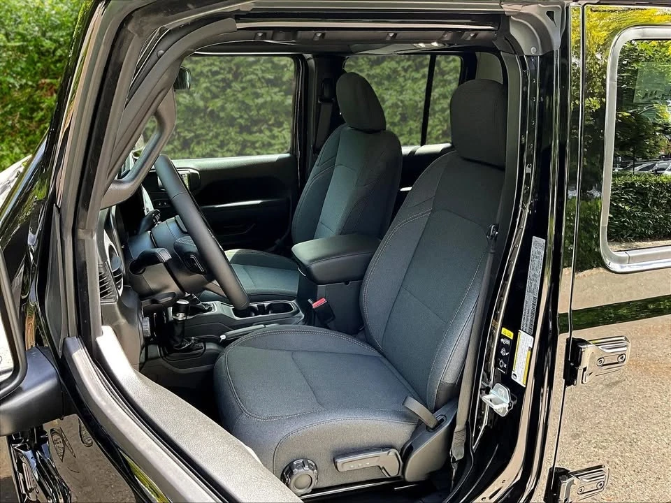 2026 Jeep JT Gladiator - Image 3 of 9