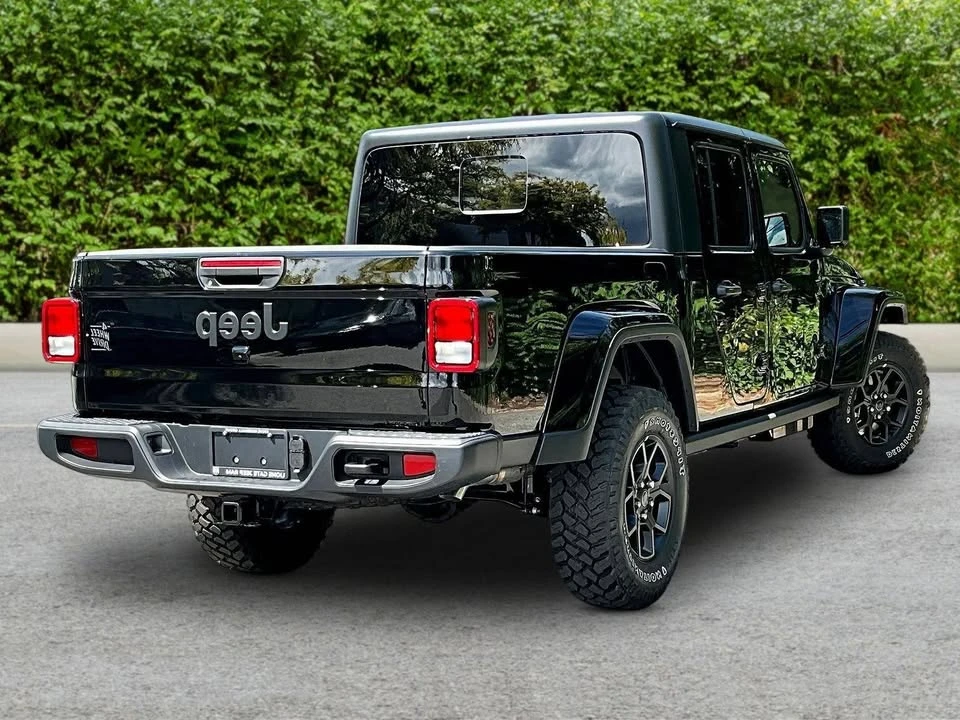 2026 Jeep JT Gladiator - Image 7 of 9