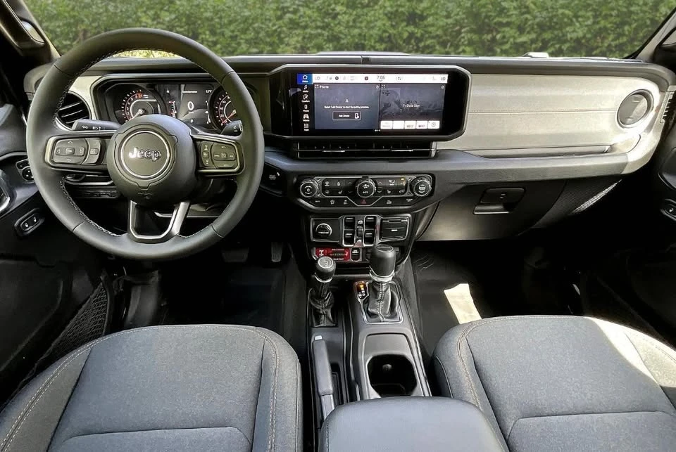 2026 Jeep JT Gladiator - Image 2 of 9