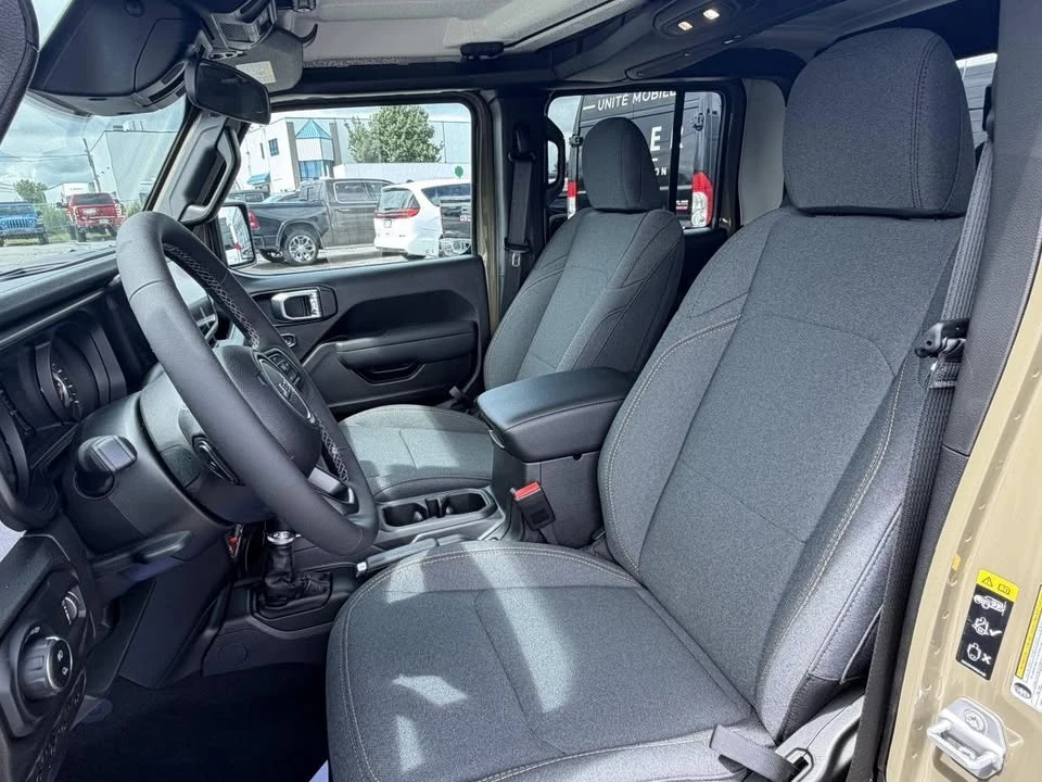 2026 Jeep JT Gladiator - Image 12 of 15