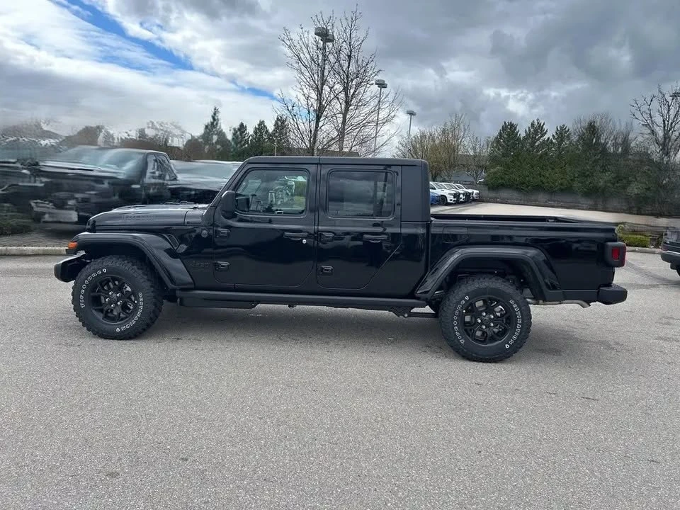 2026 Jeep JT Gladiator - Image 3 of 8
