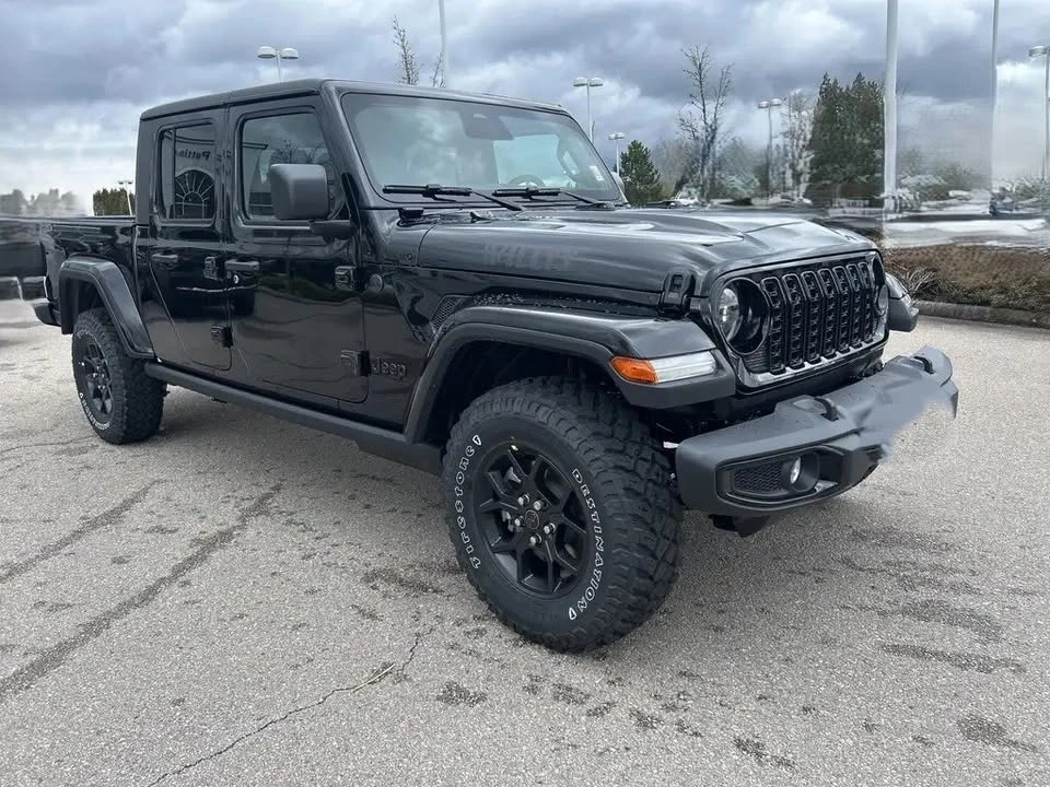 2026 Jeep JT Gladiator - Image 5 of 8