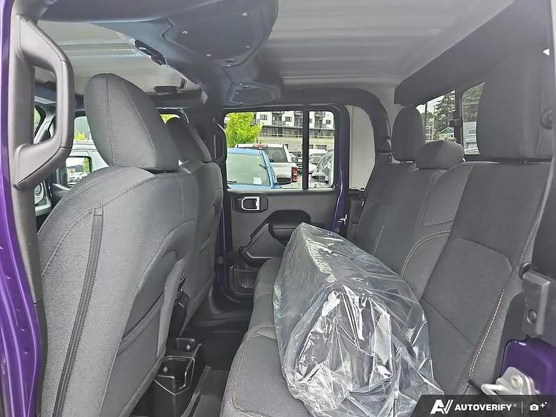 2026 Jeep JT Gladiator - Image 12 of 12