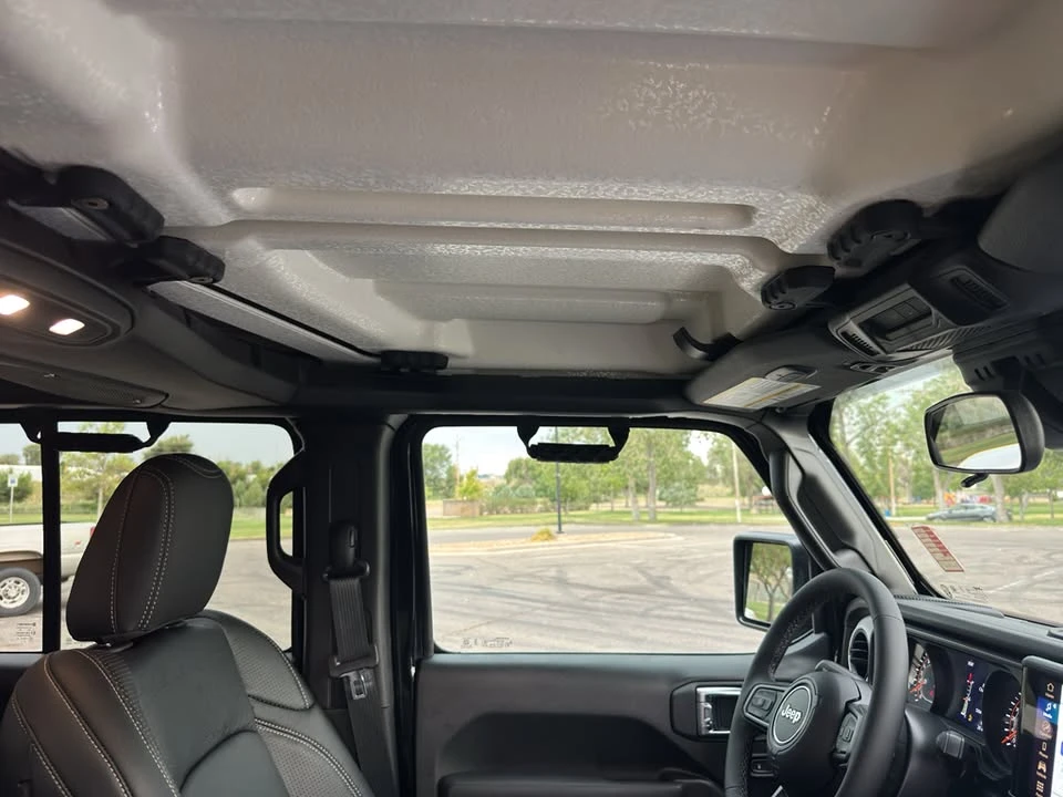 2026 Jeep JT Gladiator - Image 12 of 20