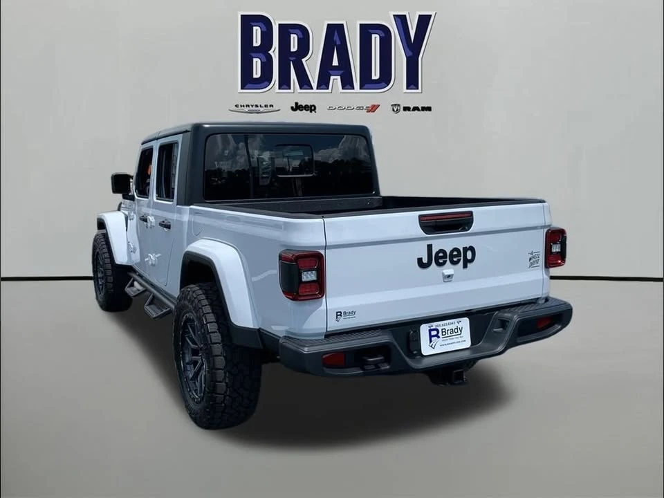 2026 Jeep JT Gladiator - Image 5 of 20