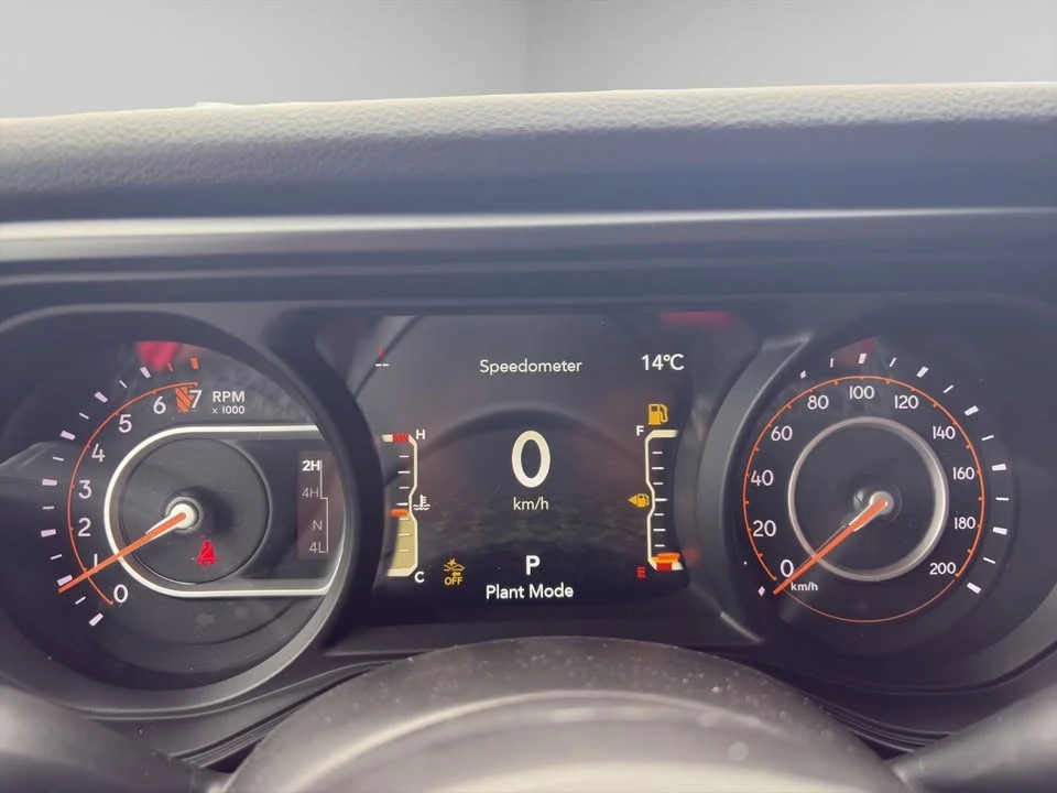 2026 Jeep JT Gladiator - Image 13 of 20