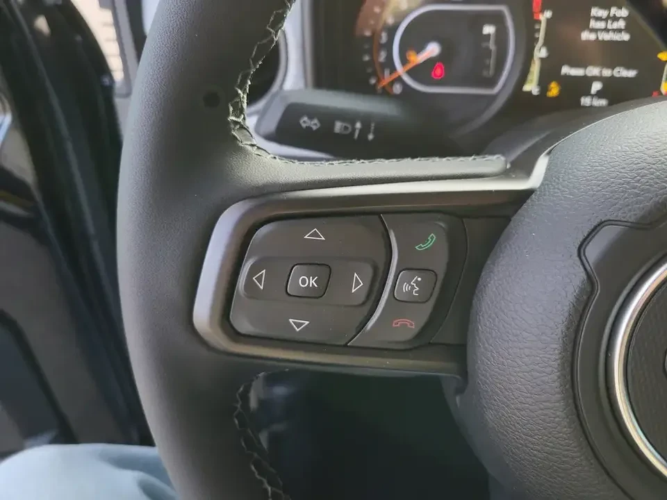 2026 Jeep JT Gladiator - Image 13 of 20