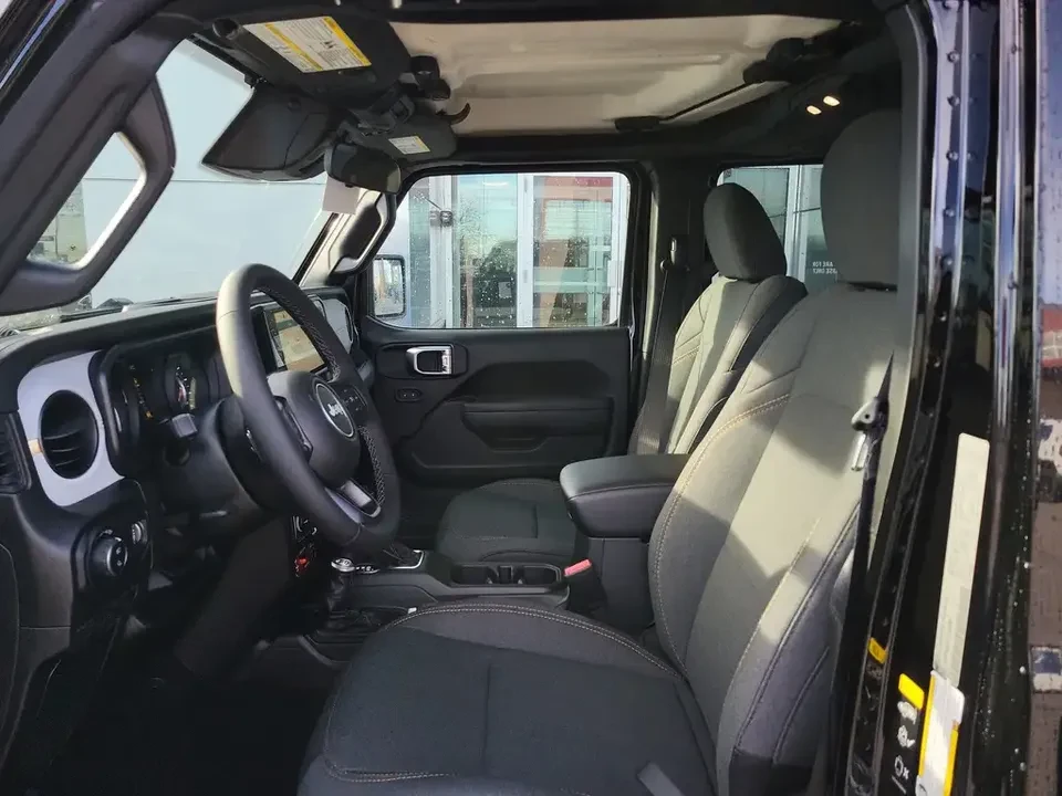 2026 Jeep JT Gladiator - Image 9 of 20