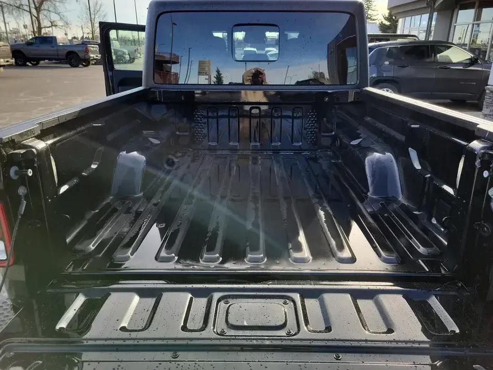 2026 Jeep JT Gladiator - Image 6 of 20